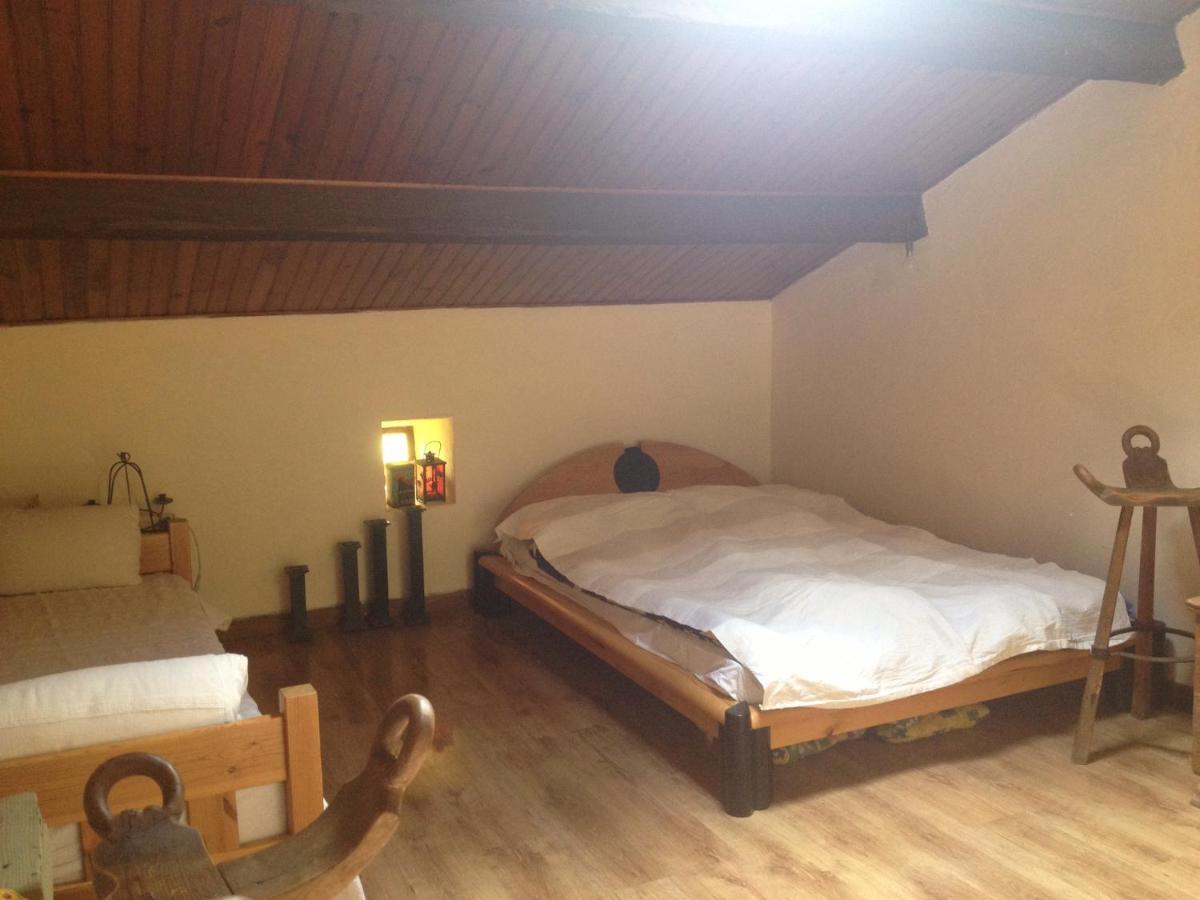 La Petite Maison En Pierres Gras Экстерьер фото