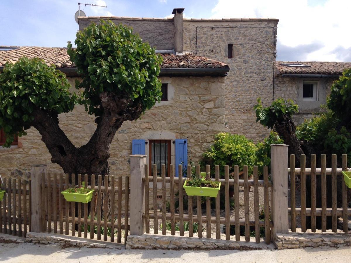 La Petite Maison En Pierres Gras Экстерьер фото